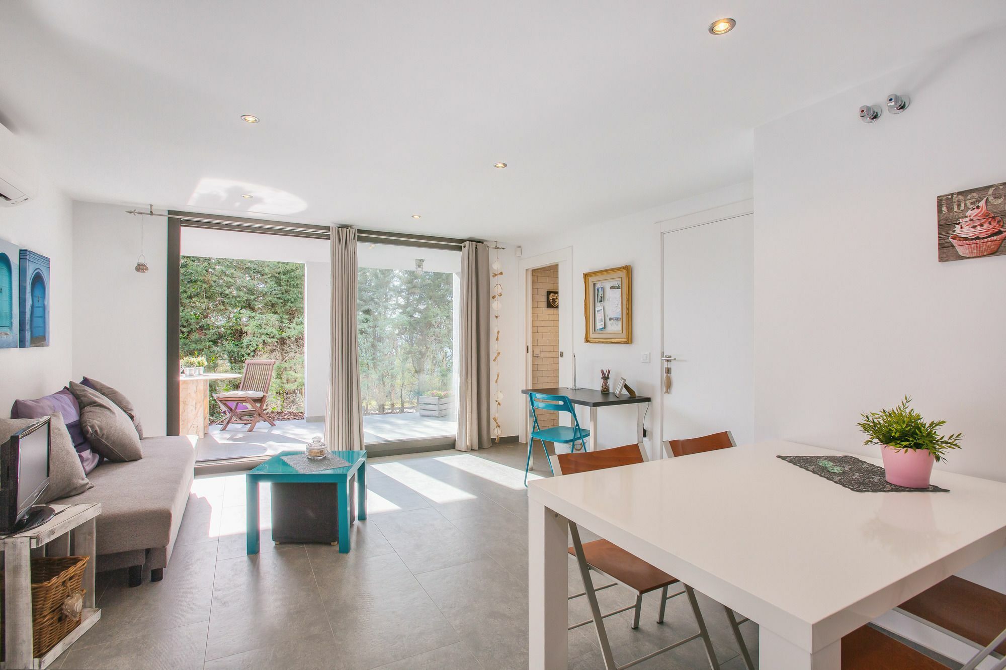 Apartament Flateli Montjuic Girona Zewnętrze zdjęcie